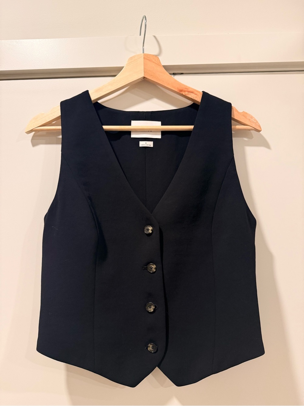 Wilfred Black Women's Vest